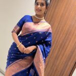 Dhamnashree Kadgaonkar Instagram - विजया दशमीच्या शुभेच्छा .. Sari by @khushiifashion #dhanashrikadgaonkar #tuchalpudha #happydasara #dashhehara #sari #tradition #nath #zeemarathiofficial #event #nigdipune Nigdi , Pune