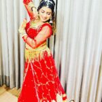 Dhamnashree Kadgaonkar Instagram - राधा ..🌟❤️ #dhanashrikadgaonkar #radhamoment #dance #danceispassion #danceislove #red #baramati #shilpirocks बारामती शहर