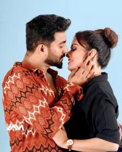 Dhanya Mary Varghese Instagram - It’s a love story ❤️

Dop: @iamanoopmohan 
MUA: @shanthi__praveen 

#johnjacob #dhanyamaryvarghese #couple #actors #lifewithjod #photoshoot
