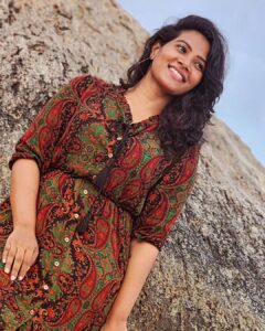 Dhivya Duraisamy Instagram - #Hotstar_web_series #Shoot #Muttam
#kanyakumari 
PC @palani_actor