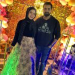 Dipika Kakar Instagram - Pehli Wedding Anniversary bahut bahut mubarak ❤️❤️❤️ bas hamesha aise hi ek doosre ke saath rehna ek doosre ka khayal rakhna… Khush Raho hamesha dil se yahi dua hai Love u both @saba_ka_jahaan @khalid_niaz23
