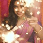 Dushara Vijayan Instagram - “Wishing you and your loved ones a joyous and illuminated Diwali! May this festival of lights bring prosperity, happiness, and the warmth of togetherness. 🪔✨ #DiwaliCelebration #festivaloflights ” . . . Shot by : @its_me_poraali Outfit : @studio149 Jewellery : @nacjewellers Hairstylist : @puii_c_ammy