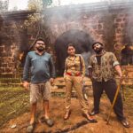 Elina Samantray Instagram - When the artist is getting directed by the director infront of the lens man!! Two of the most important people from the cinema "MALYAGIRI"