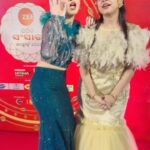 Elina Samantray Instagram - Reeling on #dhuliajanda with my chutki @rayelinasamantaray coz now it’s trending… 🔥😎 Thanks for all the love and support… 🙌