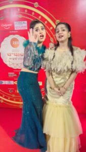 Elina Samantray Instagram - Reeling on #dhuliajanda with my chutki @rayelinasamantaray coz now it’s trending… 🔥😎 Thanks for all the love and support… 🙌