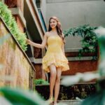 Eshanya Maheshwari Instagram – 🌻💛✨

Outfit by- @srstore09official 
Shot by – @shubz.photo 
📍- @hiltongoaresort 

#yellow #esshanya #goa
