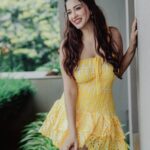 Eshanya Maheshwari Instagram – 🌻💛✨

Outfit by- @srstore09official 
Shot by – @shubz.photo 
📍- @hiltongoaresort 

#yellow #esshanya #goa