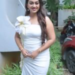 Ester Noronha Instagram - Time to bloom! 🌸 Event : New movie "Lethakulu" opening Designer : @clothingpallet.in Stylist : @spoorthi._rao #timetobloom #bloom #blooming #newbeginnings #start #opening #inauguration #beginning #telugumovie #telugu #tollywood #tfi #lethakulu #pressmeet #hyderabad #prayers #blessings #thankyouJesus #thankyouGod #Godbless #muchlove