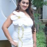 Ester Noronha Instagram - Time to bloom! 🌸 Event : New movie "Lethakulu" opening Designer : @clothingpallet.in Stylist : @spoorthi._rao #timetobloom #bloom #blooming #newbeginnings #start #opening #inauguration #beginning #telugumovie #telugu #tollywood #tfi #lethakulu #pressmeet #hyderabad #prayers #blessings #thankyouJesus #thankyouGod #Godbless #muchlove