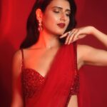 Fatima Sana Shaikh Instagram – Mohe rang do Laal. 

Wearing @manishmalhotraworld 
Hmu @myrra_makeup_art

Jewellery @ut_jewellery_by_harveen @vasundharajewelry @asend.rohank

Shot by @kapilcharaniya