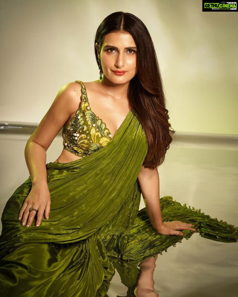 Fatima Sana Shaikh Instagram - 💚💚💚 Saree @anshikatakofficial Make up @dishsolanki Hair @sankpalsavita Shot by @kapilcharaniya