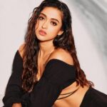 Gayatri Bhardwaj Instagram - In my moment 🐅 Shot by @tejasnerurkarr Hair and makeup @shivani.shettyehmua Styling @tryagaintoobad @styled_by_meera