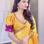 Gehana Vasisth Instagram - Maine hero ko bola Mujhe bachcha chahiye Aur hero bola Chalo turant karte hai 🥰🥰🥰🥰❤️ #salatharki . . . . #reels #movie #webseries #shooting #film #ott #gehanavasisth #reelsinstagram #reelsvideo #reelsviral #trendingreels India