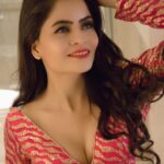 Gehana Vasisth Instagram - Hii friends… Aaj Saturday ko Kya Kar rahe ho … . . . . #today #love #instagram #instagood #like #photography #follow #life #photooftheday #picoftheday #happy #me #instadaily #nature #fashion #beautiful #photo #art #likeforlikes #motivation #smile #style #day #music #now #insta #selfie #myself l #trending #gehnavasisth