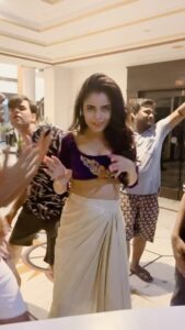 Gehana Vasisth Instagram - Let’s nacho ..,
Partied with my crew in mathura (up)
.
.
.
.
#gehanavasisth #birthday #party #cast #crew #happy