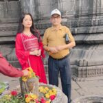 Gehana Vasisth Instagram - Jai bholenath… Mai aur mere pita ji at trimbakeshwar mandir … #gehanavasisth #trimbakeshwar #mandir #temple #jaibholenath Trimbakeshwar Shiva Temple