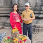Gehana Vasisth Instagram - Jai bholenath… Mai aur mere pita ji at trimbakeshwar mandir … #gehanavasisth #trimbakeshwar #mandir #temple #jaibholenath Trimbakeshwar Shiva Temple