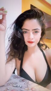 Gehana Vasisth Instagram - @geggybikini .
.

#reels #reelsinstagram #instagram #trending #viral #explore #love #instagood #explorepage #tiktok #reelitfeelit #india #follow #photography #fyp #reel #instadaily #followforfollowback #reelsvideo #likeforlikes #like #fashion #memes #foryou #reelkarofeelkaro #music #o #insta #instagramreels #ke