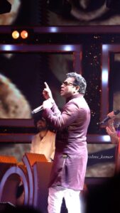 Haricharan Instagram - See the MAGIC 🪄 @arrahman sir 

WATCH FULLY 🔥💯

📸🖥️ @clicks_by_vishnu_kumar 

@arrahman @arrameen 
@sreekanthhariharan @adkofficial @thinkmusicofficial @sonyalpha @netflix @vijaytelevision @niranjana_ramanan @keerthanavaidyanathan @kschithra @nakulabhyankar @keerthanavaidyanathan @haricharanmusic #btos #ponniyinselvan @haritha_aruna #ponniyinselvan2 #applemusic #lemuskcinematicsensoryexperience #99songsthemovie #staytuned