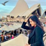 Harika Narayan Instagram - Sydney nagaram❤️ . . . . #sydney #operahouse #australia #traveldiaries #love #vibinghigh Sydney, Australia