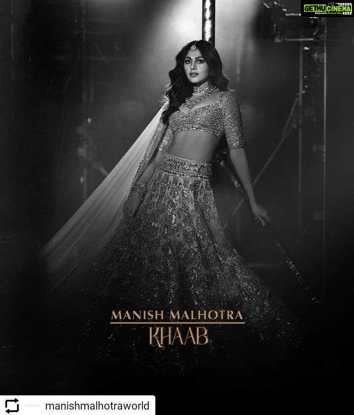 Heena Achhra Instagram - #Repost @manishmalhotraworld with @let.repost • • • • • • Colour satiates the eye, monochrome delights the soul. #Khaab Bridal Couture 2022 @manishmalhotra05 Jewellery: Manish Malhotra Jewellery by Raniwala 1881 @manishmalhotrajewellery #ManishMalhotra #ManishMalhotraWorld #manishmalhotrajewellerybyraniwala1881 #ManishMalhotraVows #ManishMalhotraLabel #ManishMalhotraProductions #ManishMalhotraJewellery #ManishMalhotraVows #bride #bridal #bridaldress #bridesofindia #brides #indianbride