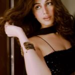 Heena Achhra Instagram - You can’t handle me in my Garba mode!🖤💫 . . . . . . . . . . . . Masterpiece by : @artwkeyur Makeup& hair by @nainalokwaniofficial . . . . . . . . . . . . . . . . . . . . #HeerAchhra #explore #postoftheday #makeup #beauty #shootmode #shootlife #movie #navratri #navratri2022 #garba #gujarat #actor #reel #reelitfeelit #reelkarofeelkaro #reels #smile #Actress #movies #tollywood #hollywood #instagood #instadaily #glamour #india