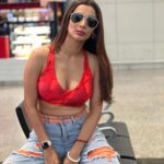 Heena Panchal Instagram - Orange a day will give all the vitamin C you need 🧡🧡 #heenampanchal #love #cascualstyle #stylist #airport
