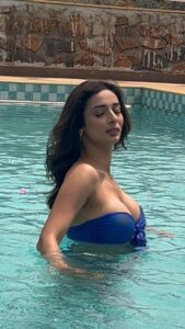 Heena Panchal Instagram - Free spirit 🕊️🕊️