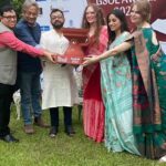 Ishaa Saha Instagram - The stunning GSOE Award trophy for 2023 is here!🏆 Unveiled by our incredible Brand Ambassador from France, Alice Bonnefoy (@alicebnnf), alongside Tollywood stars Ishaa Saha (@ishaasaha_official)and Shaantilal Mukherjee (@santilalmukherjee) . Get ready for a spectacular celebration of talent and creativity. 🌟🎥 #GSOEAwards2023 @porajoyed @meaowpramanik @koel.m_ #StarStuddedUnveiling #pujoasche #durgamaa #DurgaPujaSpectacle #maadurga #pujovibes #pujoasche #goodvibes #kolkatadurgapuja #instagram #maadurga #kolkata #durgapujadiaries #thegreatestshowonearth #gsoe #gsoe2023 𝒦𝑜𝓁𝓀𝒶𝓉𝒶 - 𝒯𝒽𝑒 𝒞𝒾𝓉𝓎 𝒪𝒻 𝒥𝑜𝓎