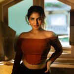 Iswarya Menon Instagram - DRIPPING in moonlight 🌚🤎 . 📷 @irst_photography Mua @noormakeup_mehndi @vgpgoldenbeachresort