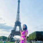 Janani Ashok Kumar Instagram - One of the craziest, colourful evenings of our life…🫠💯✨💫 Travelling with friends is always fun 🤩 & the three of us were incredible 🤩🙌🏼 It was one epic holiday and I can’t wait for our next already @satz_aka_sathishkumaran @madhumitha_sivasankar 🥹🤗♥️ - #paris #eiffeltower #france #europe #traveldiaries #bff Tour Eiffel