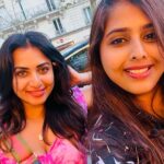 Janani Ashok Kumar Instagram - One of the craziest, colourful evenings of our life…🫠💯✨💫 Travelling with friends is always fun 🤩 & the three of us were incredible 🤩🙌🏼 It was one epic holiday and I can’t wait for our next already @satz_aka_sathishkumaran @madhumitha_sivasankar 🥹🤗♥️ - #paris #eiffeltower #france #europe #traveldiaries #bff Tour Eiffel