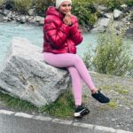 Janani Ashok Kumar Instagram - “I want to be a form of everything I see, breathe & hear, and I want to be sure of it.” - 📸: @madhumitha_sivasankar Mount Titlis, Switzerland