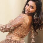 Janani Ashok Kumar Instagram - Life gets better when you expect less ✨💫💯 - MUAH: @murugeshmakeup_hair Jewellery: @chennai_jazz Outfit: @visha_boutique_ Chennai, India
