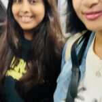 Janani Ashok Kumar Instagram - Memories for life 💯✨💫✈️ Banglore International Airport