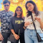Janani Ashok Kumar Instagram - It all started like this..! I mean do we even look tired after all the transits & longer flights? 🤭 Roma-Quartiere San Giovanni