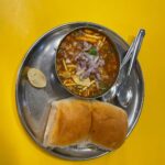 Janki Bodiwala Instagram - Vada and Missal Paaav 🤤😬 #hungergames