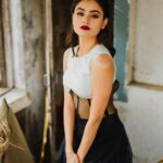 Janki Bodiwala Instagram - This or that ?