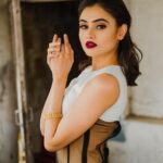 Janki Bodiwala Instagram - Hello 2021 👋🏼 . . Outfit - @anshulzpurii Jewellery- @one_nought_one_one Stylist - @khushaliee Photographer - @theabhivalera MUA - @nidhi.mardia
