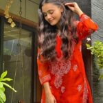 Janki Bodiwala Instagram - Finding my jhumka 🫠
