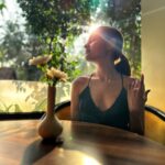 Janki Bodiwala Instagram - Shades of sun✨ . . Pic credit : @hope_shivani