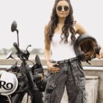 Janki Bodiwala Instagram - Amdavad is an emotion for me. Having grown up in the city I feel the vibe and am proudly a part of the Amdavadi tribe. Riding on #Hunter350 is a great way of moving through the city. The comfort and manoeuver makes it pure fun. It is a perfect companion for exploring my all time favourite streets. #RoyalEnfieldHunter350 #Hunter350 #AShotOfMotorcycling #VibeHunter #itsaVibe #AShotOfAhmedabad @royalenfield @royalenfieldtribe Shot by @aanandshukla Hair by : @_hair.by.freya_ Managed by @fatctalents