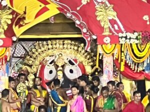 Jhilik Bhattacharjee Instagram - Blessed moments...
Sona Besha of Mahaprabhu Shri Jagannath Swami ♥️🙏