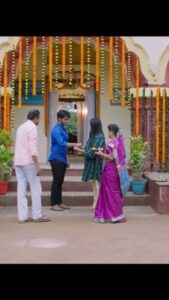 Jhilik Bhattacharjee Instagram - Happy Raksha Bandhan to all my dear sisters! Hope you guys remember this iconic song from Rudrani. Use this song to make reels with your brothers and sisters, and make sure to tag us!!🥰

#rudrani #lohitakshya #jhilik