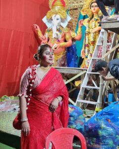 Jhilik Bhattacharjee Instagram - Sindoor Khele 
Dasami kolkata vibes ✨️ 🎉💗
Subho bijayar priti o subheccha ❤️🙏