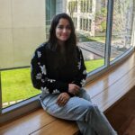 Jinal Belani Instagram - Swipe to see the Asli smile 😁 Canberra Parliment House