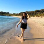 Jinal Belani Instagram - Beach day 🌅⛱️🌊🏖️ LaPerouse