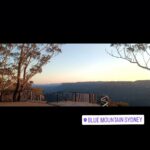 Jinal Belani Instagram - Peaceful, Blissful, Powerful ✨🙏 At the Blue mountains, Three sisters walk 🌅⛰️🏞️ Blue Mountains