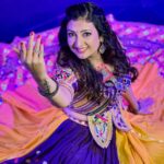 Juhi Parmar Instagram - There's a magic when colours blend, when the brightest smiles light up and the greatest of dance moves are pulled out....that magical time of the year is Navratri! Wishing all of you a very very Happy Navratri and hope you are enjoying these days full of dance and memories ❤️ #navratri #navratrispecial #navratricollection #indian #festive #festivewear