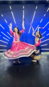 Juhi Parmar Instagram - Navratri is here and with it dandiya! And humara ek disco twist with it all! Happy Navratri to all of you! Enjoy the days of dance, of fasting, of Maa and of creating memories! 

Also for more such content follow me on threads now!

Choreographer: @kajalpurohit1 
HMU: @ruupa_krupa 
Outfit: @artisanalseparates 
Creative agency: @brandnbuzz 

#Navratri #HappyNavratri #NavratriDance #Dandiya #DiscoDandiya #reel #reelsinstagram #reelitfeelit